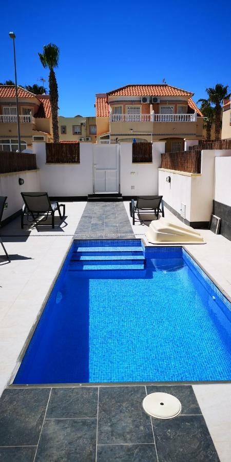 Villa La Zenia Boulevard 36 Playa Flamenca Exterior photo